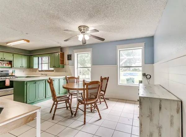 19601 S Rock Creek RD, Shawnee, OK 74801