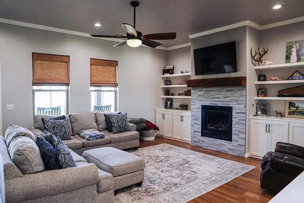 24376 E 1006 RD, Weatherford, OK 73096
