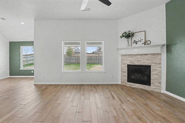 3240 Mangrove RD, Edmond, OK 73034