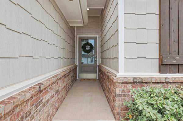 3240 Mangrove RD, Edmond, OK 73034