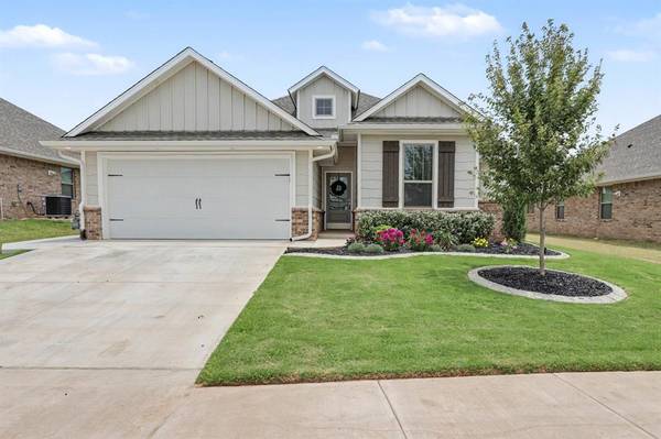 3240 Mangrove RD, Edmond, OK 73034