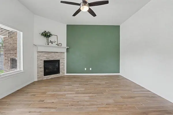 3240 Mangrove RD, Edmond, OK 73034