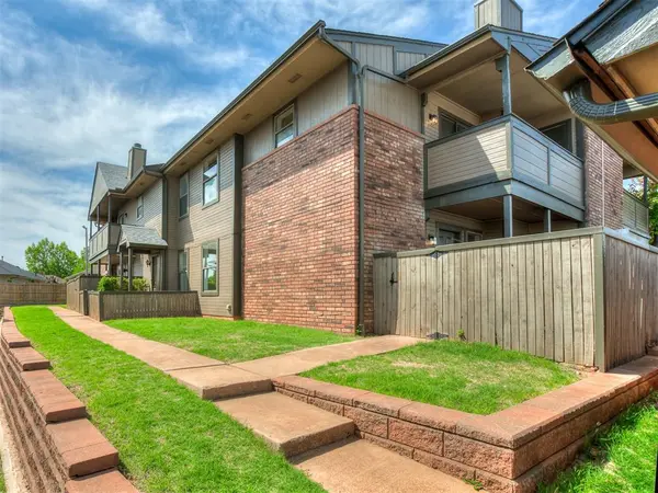 11403 Springhollow RD #201, Oklahoma City, OK 73120