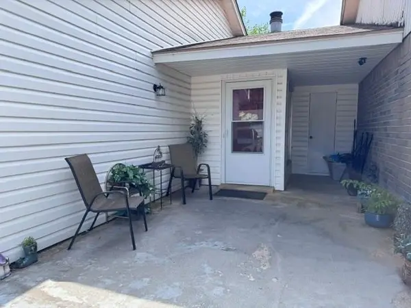 109 Kendra DR, Midwest City, OK 73110