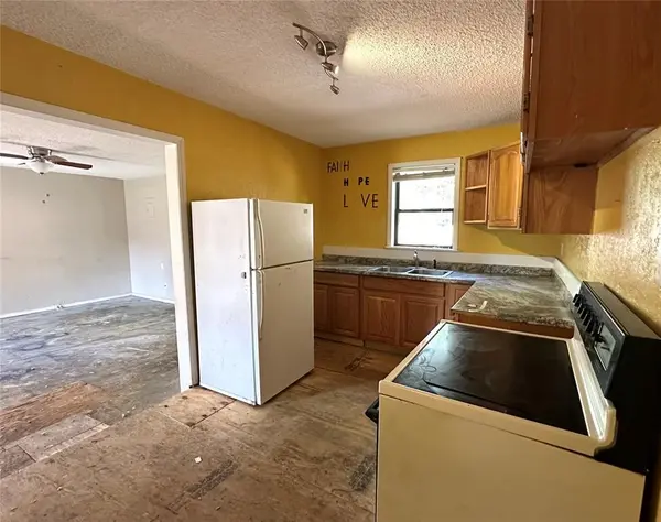 321 W 1st ST, Elk City, OK 73644