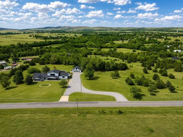 6484 NW Meers Porter RD, Lawton, OK 73507