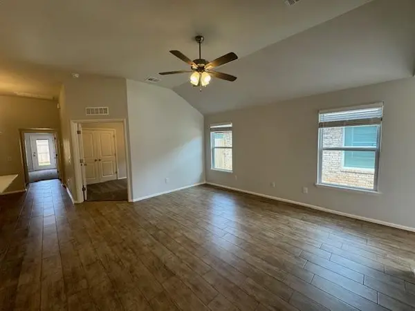 9737 SW 23rd ST, Oklahoma City, OK 73128