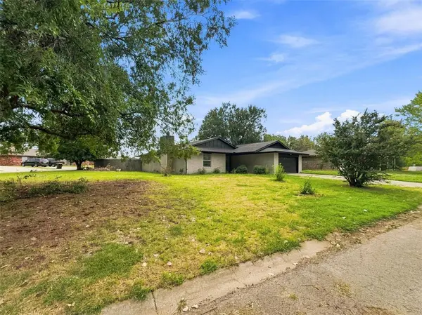 101 Gayla ST, Shawnee, OK 74804