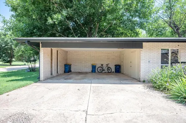 607 S Willis ST #607 & 609, Stillwater, OK 74074