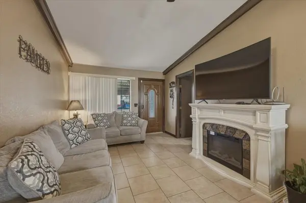 1305 SW 62nd ST, Oklahoma City, OK 73159
