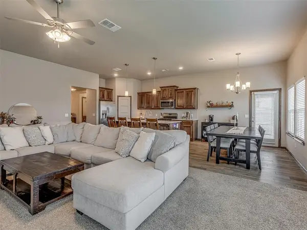 10701 NW 20th ST, Yukon, OK 73099