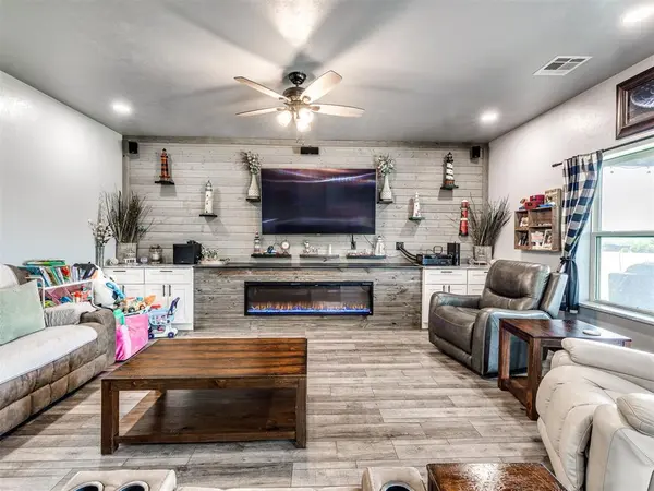 17414 230th St ST, Washington, OK 73093