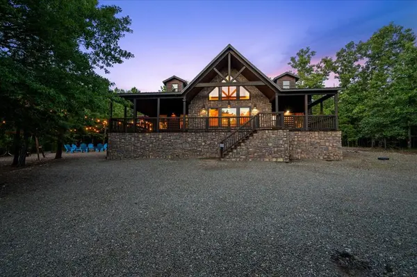 132 Bass Loop RD, Broken Bow, OK 74728