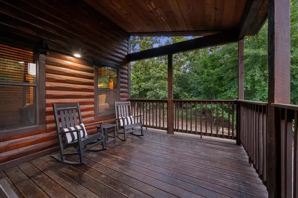 132 Bass Loop RD, Broken Bow, OK 74728