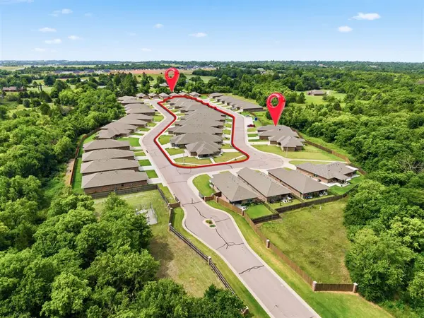 215 Meadow DR, Newcastle, OK 73065
