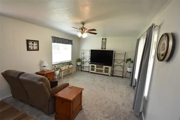 1612 Foster AVE, Seminole, OK 74868