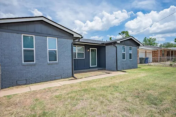 119 Windsor RD, Chickasha, OK 73018