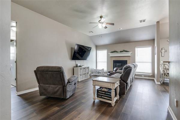 700 Dana DR, Yukon, OK 73099