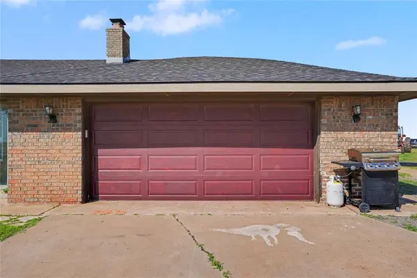 19298 East County Road 169, Duke, OK 73521