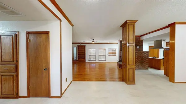 704 SW 113th ST, Oklahoma City, OK 73170