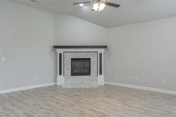 12929 NW 4th ST, Yukon, OK 73099