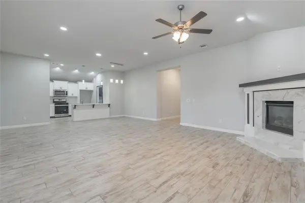 12929 NW 4th ST, Yukon, OK 73099