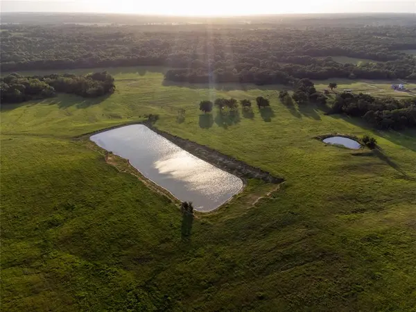 110009 N 3740 RD, Okemah, OK 74859