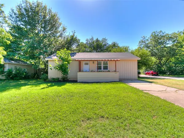 620 N Center AVE, Shawnee, OK 74801