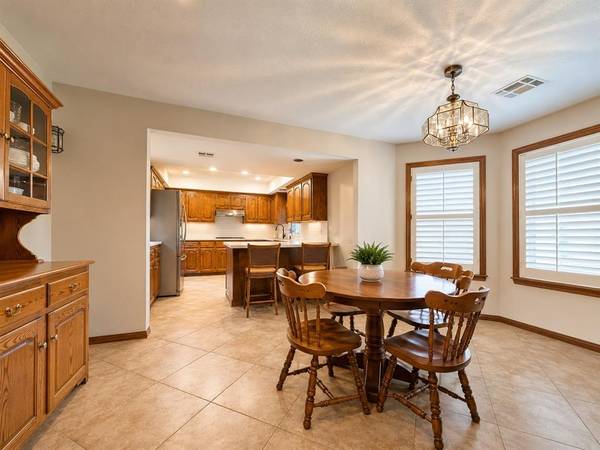 703 E 4th ST, Chandler, OK 74834