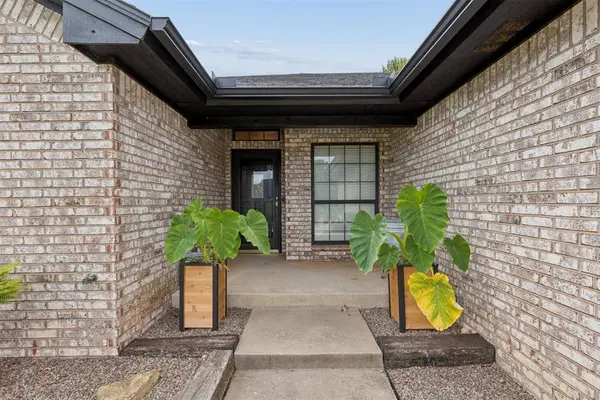 709 Chateau AVE, Yukon, OK 73099