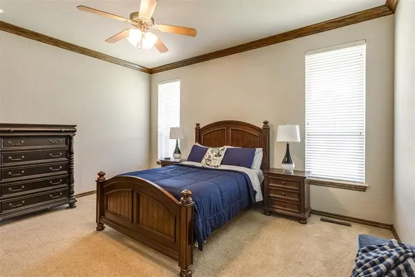 7212 Jacob PL, Tuttle, OK 73089