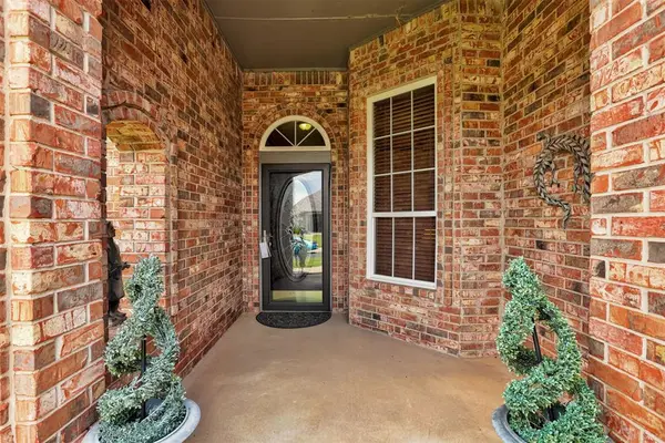 16708 Covington MNR, Edmond, OK 73012