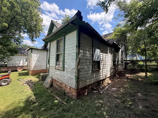 108 W Lee ST, Coyle, OK 73027