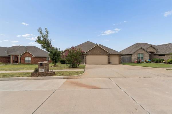 3212 E Valley Meadow, Norman, OK 73071