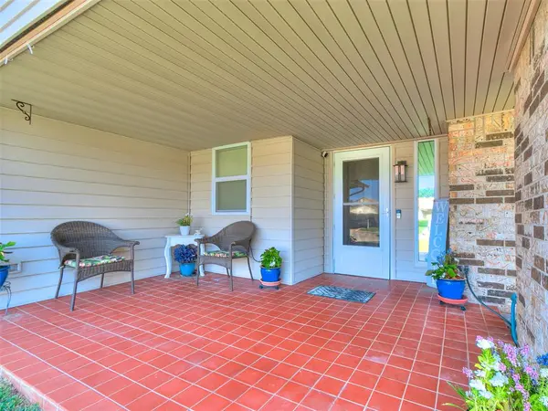 10134 Southridge DR, Oklahoma City, OK 73159
