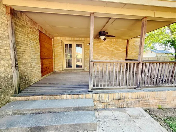 623 N Noble AVE, Watonga, OK 73772