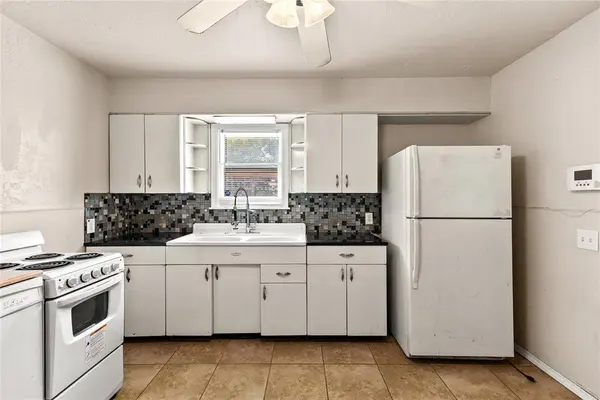 214 N Caddo ST, Weatherford, OK 73096