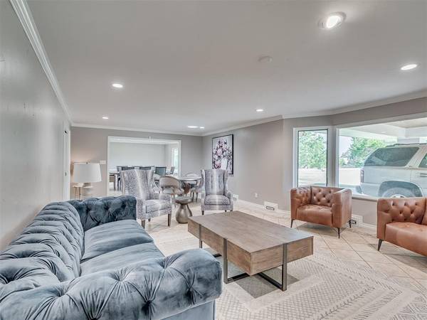 1516 E Britton RD, Oklahoma City, OK 73131