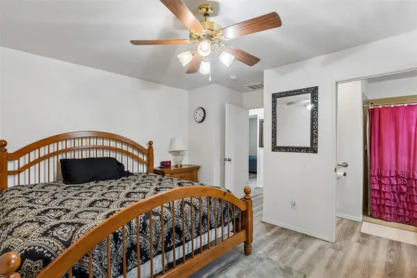 8109 NW 72nd ST, Oklahoma City, OK 73132