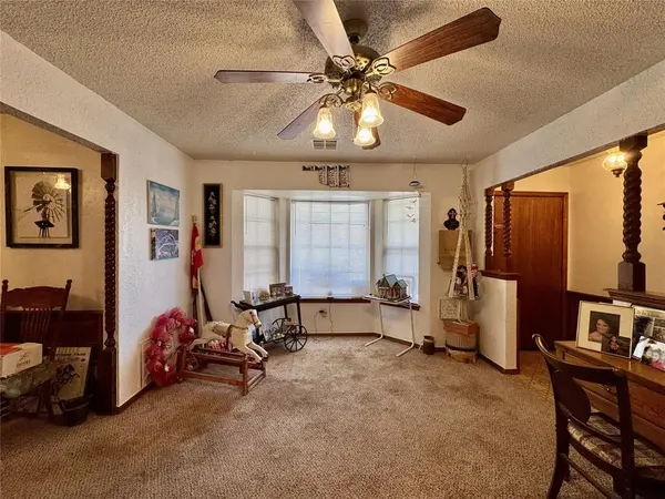 1340 NW 9th ST, Moore, OK 73170