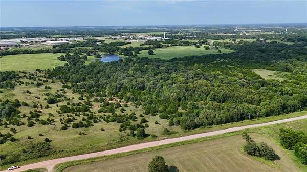 1 E 880 RD, Stroud, OK 74079