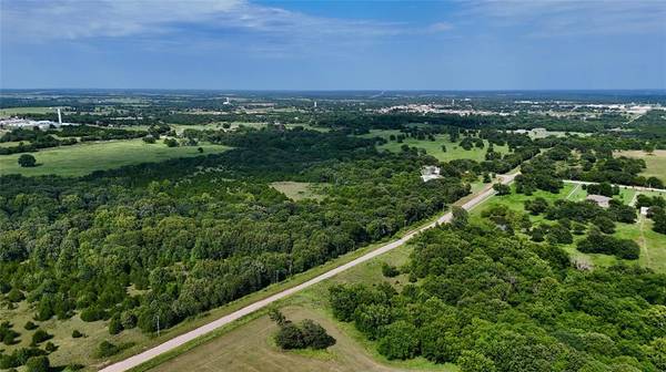 8 E 880 RD, Stroud, OK 74079