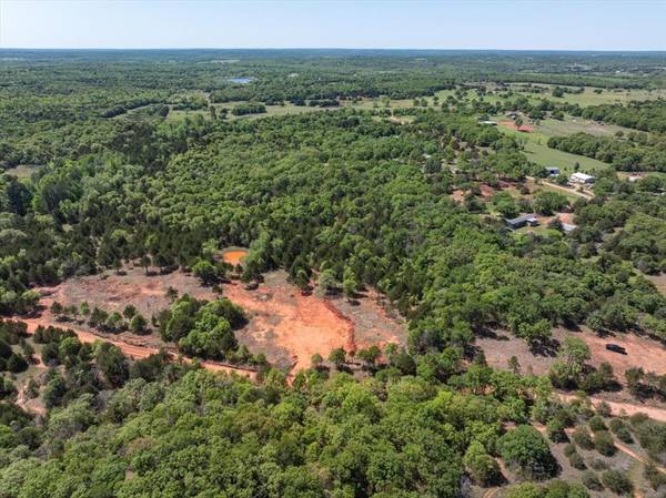 102 N Discouraging Word WAY, Luther, OK 73054