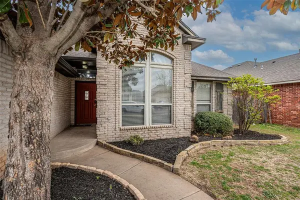 16616 La Paloma LN, Edmond, OK 73012