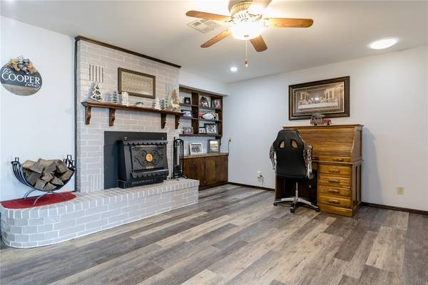 46864 Us Highway 270 HWY, Seiling, OK 73853