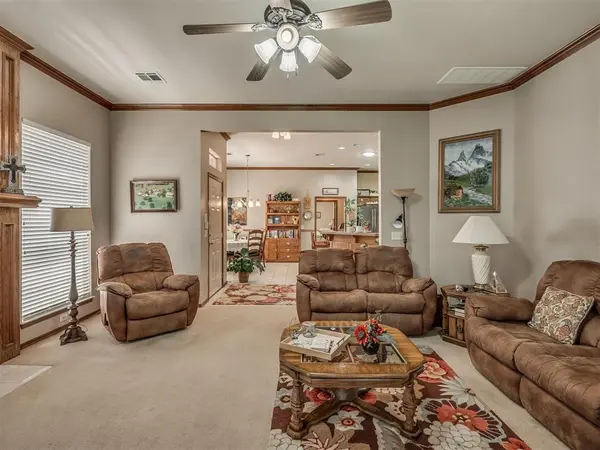 509 S Santa Fe AVE #152, Edmond, OK 73003
