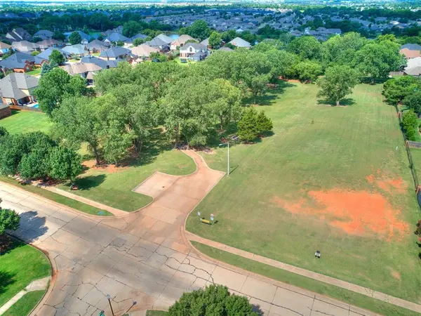 9104 SW 26th ST, Oklahoma City, OK 73128