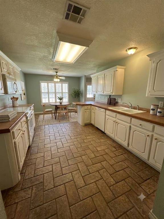 1075 N 4285 RD, Hugo, OK 74743