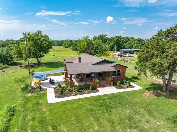 52364 W 271st ST, Stroud, OK 74079
