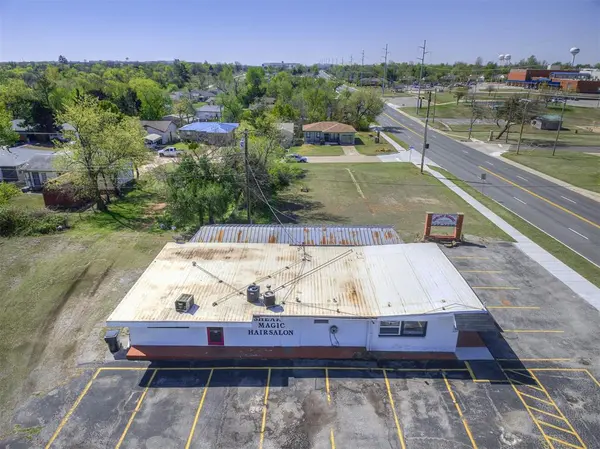 2000 S Midwest BLVD, Midwest City, OK 73110